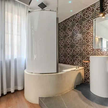 Hotiday Palco Noir 4*