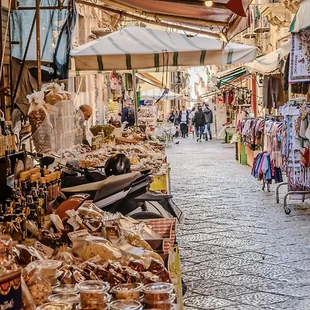 Hotiday Palco Noir 4*