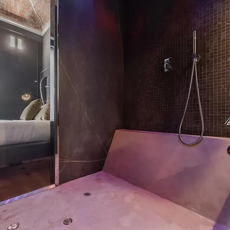 Hotiday Palco Noir 4*