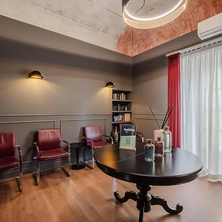 Apartmanhotel Hotiday Palco Noir 4*